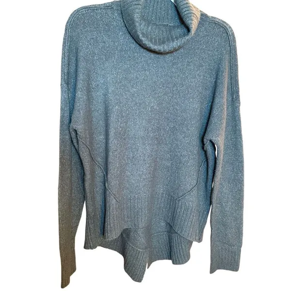 Romeo + Juliet Couture women’s charcoal gray turtleneck chunky knit‎ sz M - Image 7