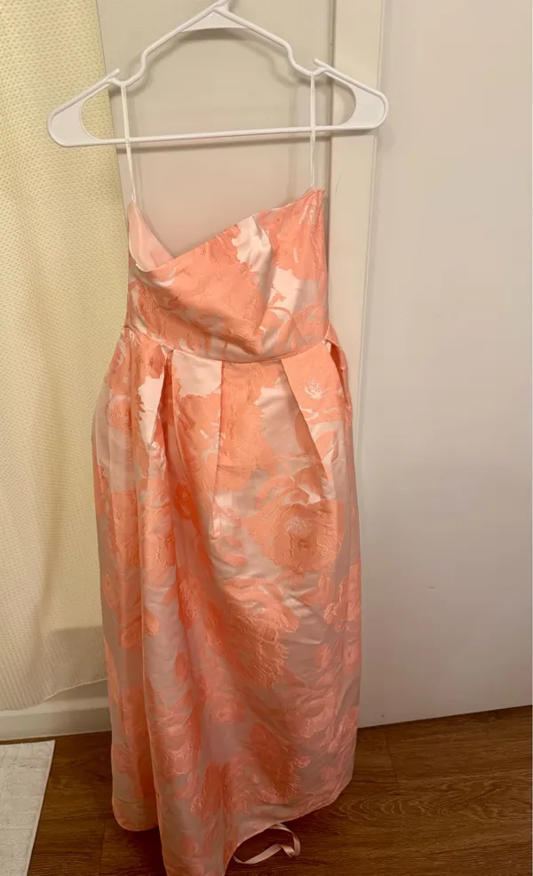 NWT Lulus Laurelin Blush Floral Jacquard Pleated Strapless Maxi Dress | Size S - Image 2