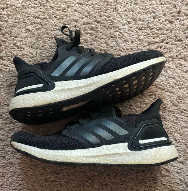Adidas Black Ultraboost - Image 2
