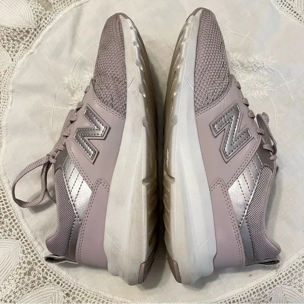 New Balance 009 Sneakers Women’s Size 7 Lace Up Blush Rose - Image 8
