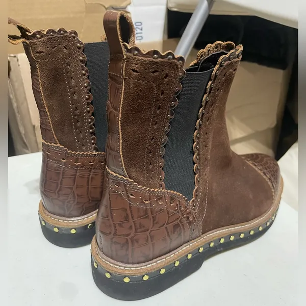 Free People Atlas Chelsea Chocolate Brown Boho Ankle Boots Size 39.5 - Image 5