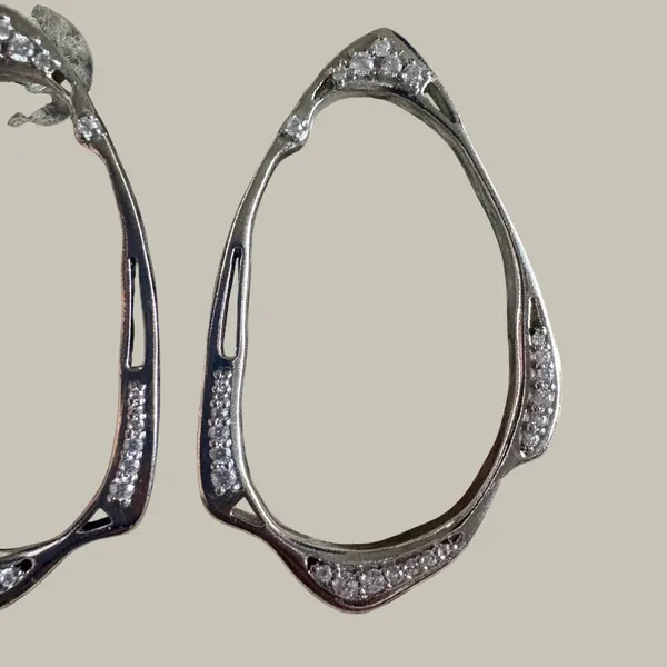 Kendra Scott Livi Fontal Hoops Silver Tone Pave Crystal Hoop Earrings Post Back - Image 8