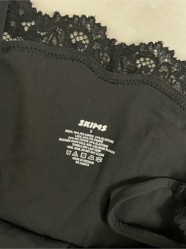 SKIMS Fits Everybody Black Cami Lace-Trim Bodysuit Size S - Image 6