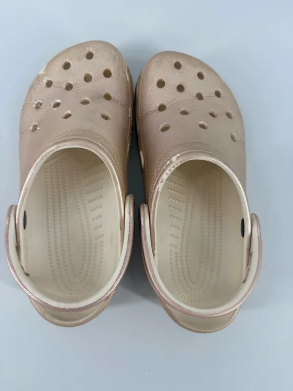 Crocs Classic Shimmer Clogs Shoes Men’s Size 5 Women’s Size 7 Champagne Rose GUC - Image 5