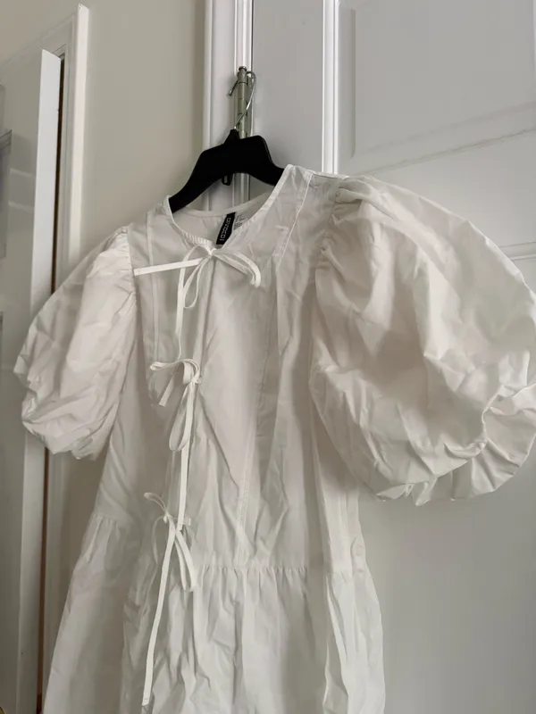 H&M White Puff Sleeve Tie Front Mini Dress - Image 3