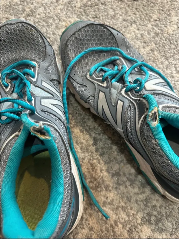 New Balance Women’s Gray and Teal Athletic Sneakers - Image 5