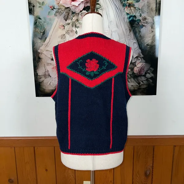 Gorgeous Vintage 1980s/90s Christopher & Banks Hand Embroidered Sweater Vest! - Image 5