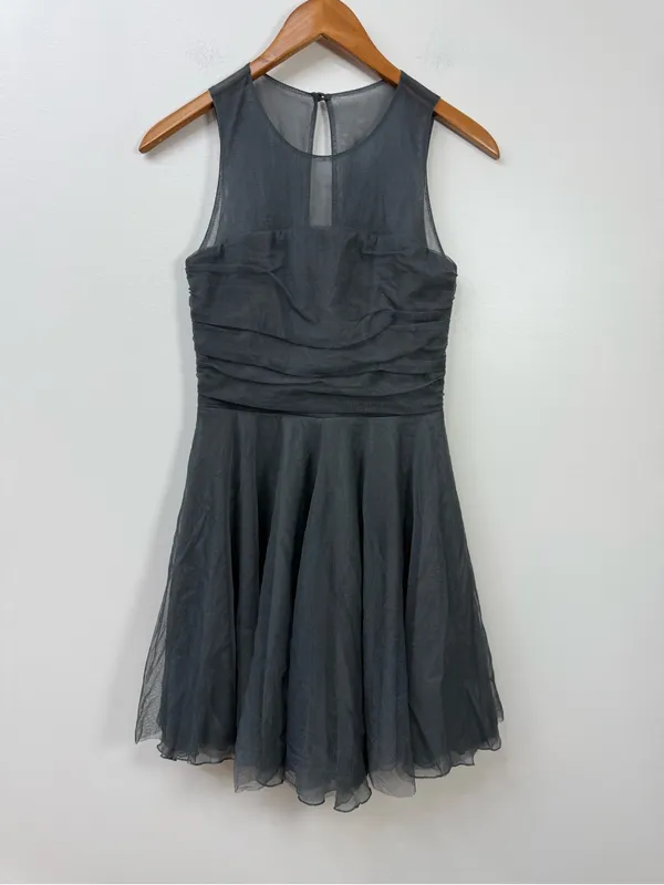 Alice + Olivia Sleeveless Charcoal Gray Mesh Bodice Party Dress size S - Image 2
