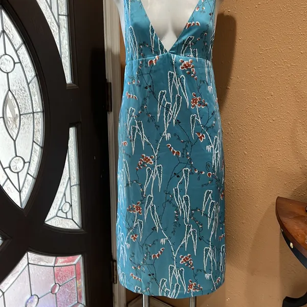 Zara light blue floral deep v neck dress - Image 2