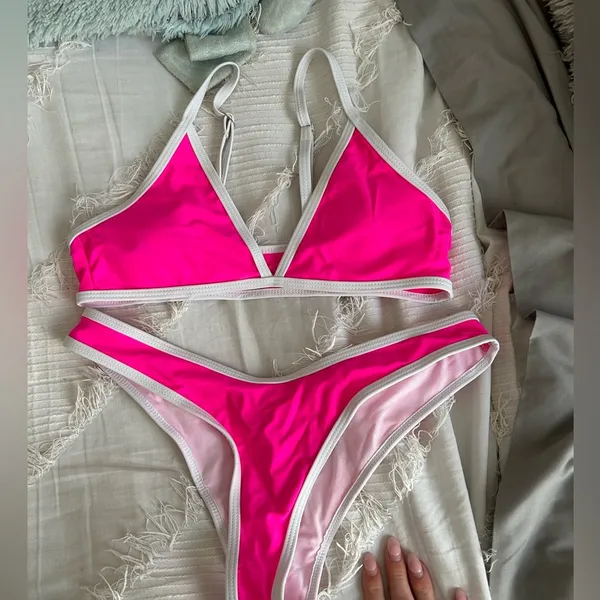 Shein Swim SPRTY Contrast Binding High Cut Bikini Swimsuit - Image 4