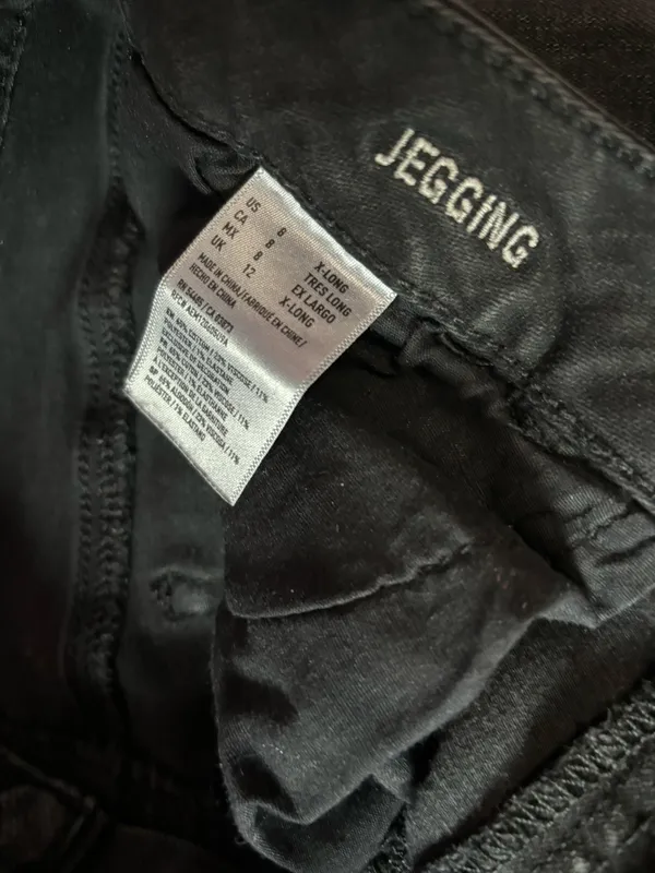 American Eagle Jeans - Image 6