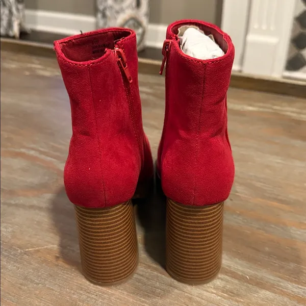 Sugar Women’s Ankle Boots Size 5.5‎ New Red Suede Block Heel Booties - Image 5