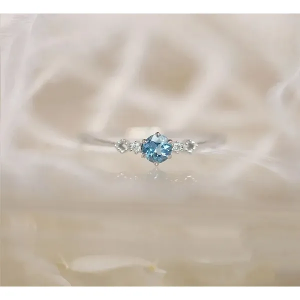 Boutique NEW Dainty Women's Topaz Diamond Simulant‎ S925 Ring Size 6 - Image 7
