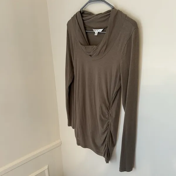 Cabi Lola Tee Brown Cowl Neck Ruched Long Sleeve Medium feminine flattering - Image 4