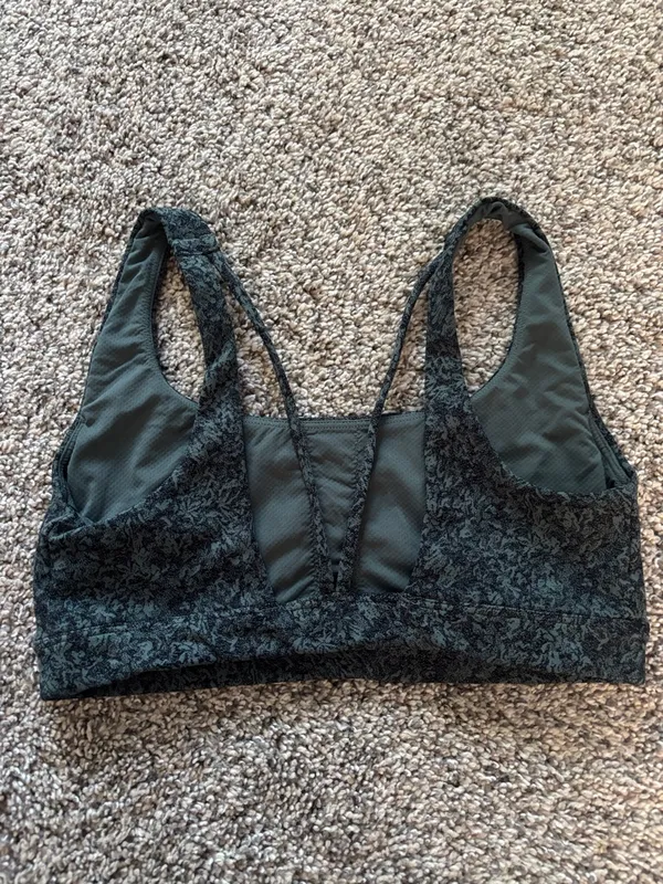 Athleta Sports Bra size small - Image 2