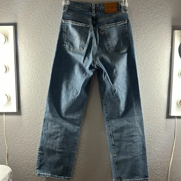 Levi’s Ribcage Straight Ankle in Haters Gonna Hate Wash - Image 11