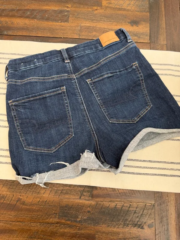 American Eagle Outfitters Indigo Washed Denim Cutoff Shorts - Image 4