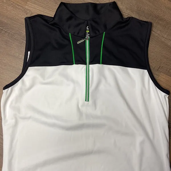 IZOD Women's White Quarter Zip Sleeveless Golf Tennis Top Size Medium NWOT - Image 3