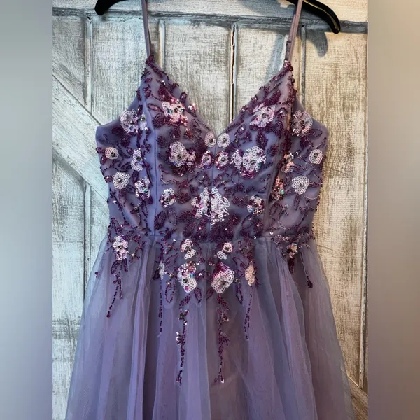 Say Yes To The Prom Prom Dress Junior's V-Neck Ballgown Size‎ 7 - Image 2