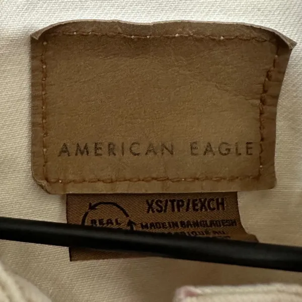 American Eagle | Women's Neutral Cream Denim Short Trucker Jacket, Size XS‎ - Image 4