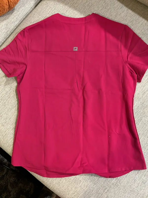 Pink Fabletics Scrub set xs/s - Image 3