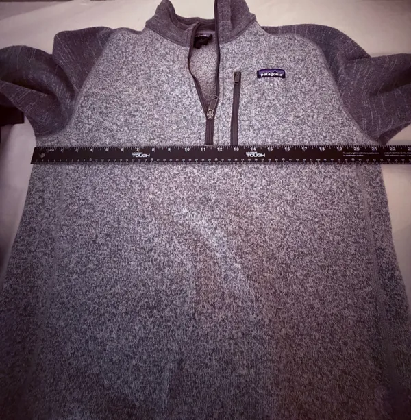 Men’s Patagonia Pullover - Image 7