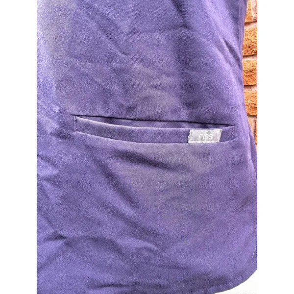 Figs women's purple scrub top size small - Image 2