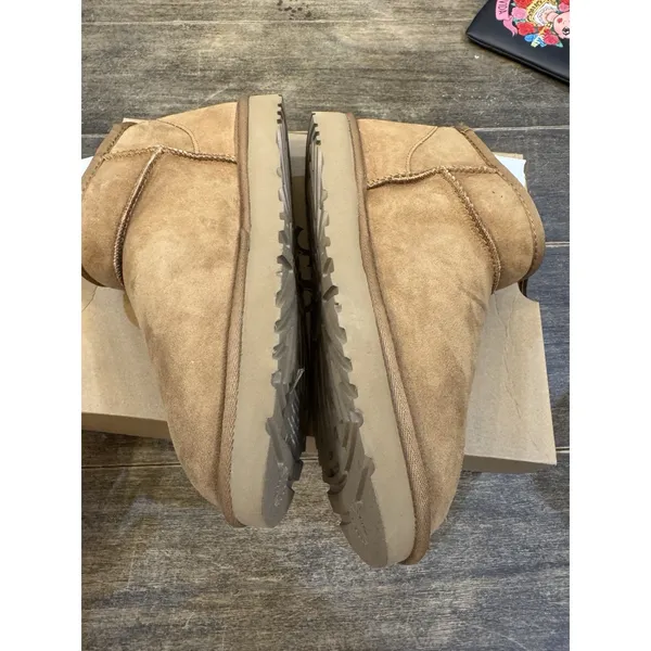 UGG Women's Classic Ultra Mini Boots Authentic Style 1116109 Size 11 - Image 7