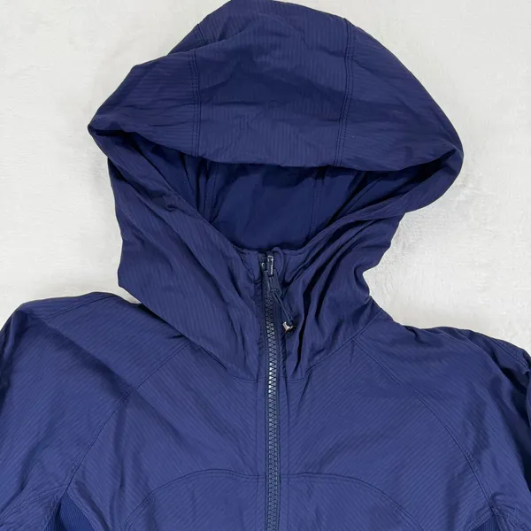 Lululemon Reversible Navy Blue Hooded‎ Zip Up Athletic Jacket Thumbholes Size 10 - Image 9