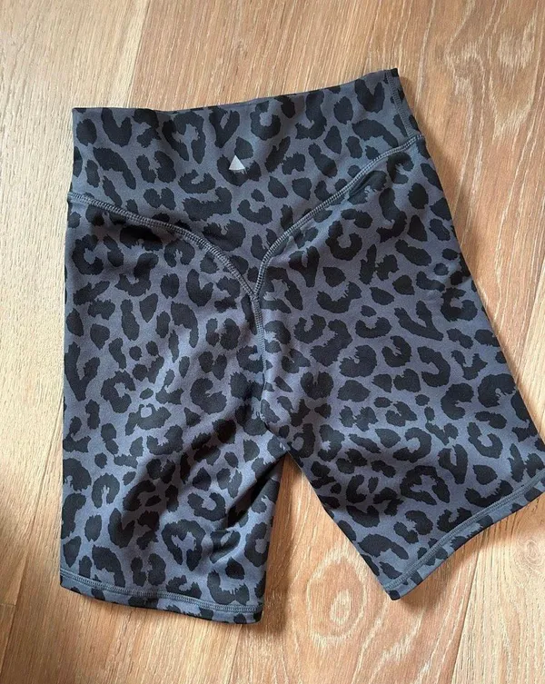 Balance Athletica | Vitality The Ascend Short - Midnight King Cheetah - Image 4