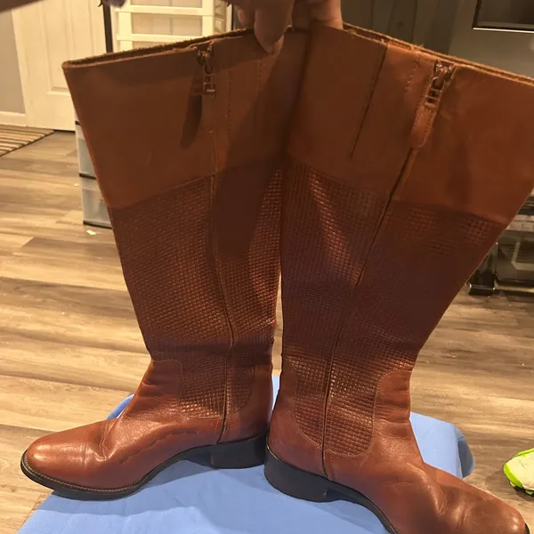 Brown Leather Knee - Image 4