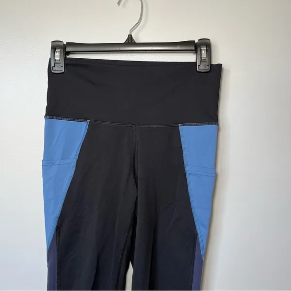Aerie American Eagle chill play move side pocket black blue leggings size medium - Image 4