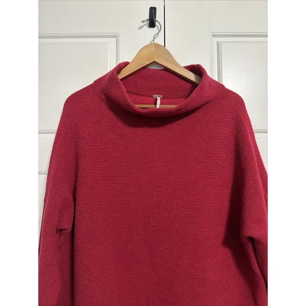 Free People Ottoman Slouchy Tunic Sweater Red Mock Neck‎ Ribbed Knit Small - Image 3