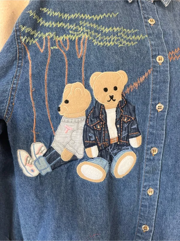 Vintage Embroidered Teddy Bear Chambray Denim Button Down Shirt Blue - Image 2