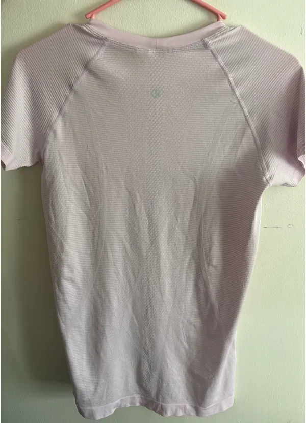 Lululemon Swiftly Short Sleeve Shirt Tech 2.0 - Image 2