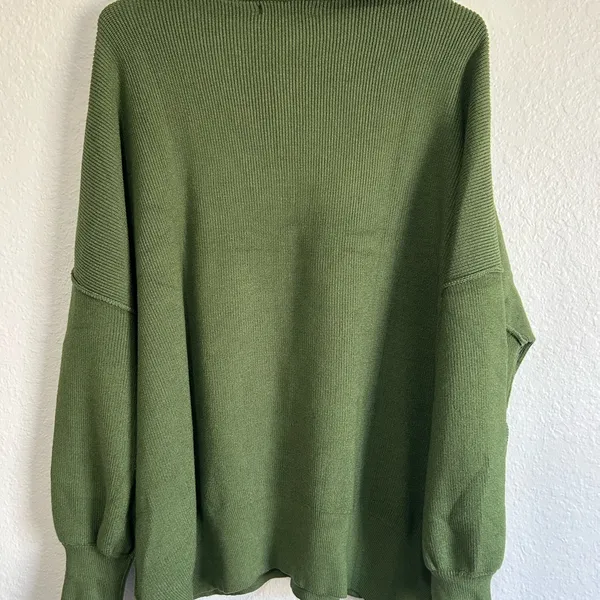 Olive Green Zip - Image 3