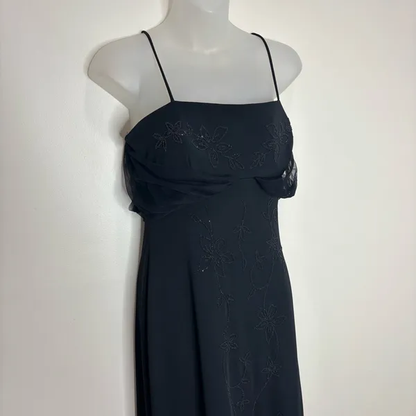 Betsy & Adam Vintage Y2K 90s Black Beaded floral Gown Dress size 6 Classic - Image 2