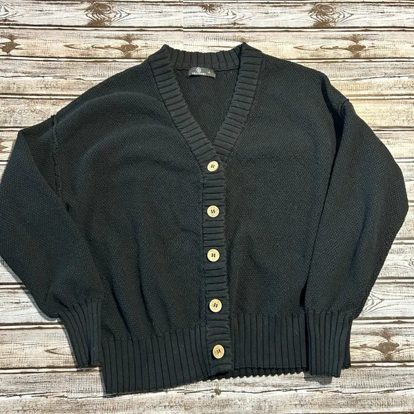 Black Button - Image 2