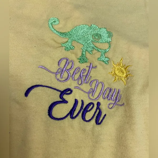 Yellow Pascal from Disney's Tangled Tank Top with Embroidery Size M - Image 2