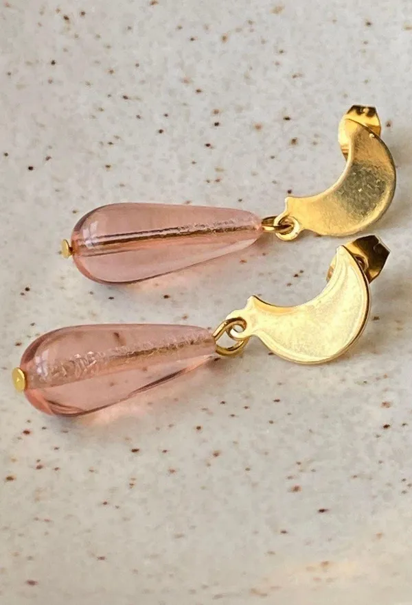 Handmade light pink Czech glass teardrop & moon cute fairy dangle earrings🩷🌛 - Image 5
