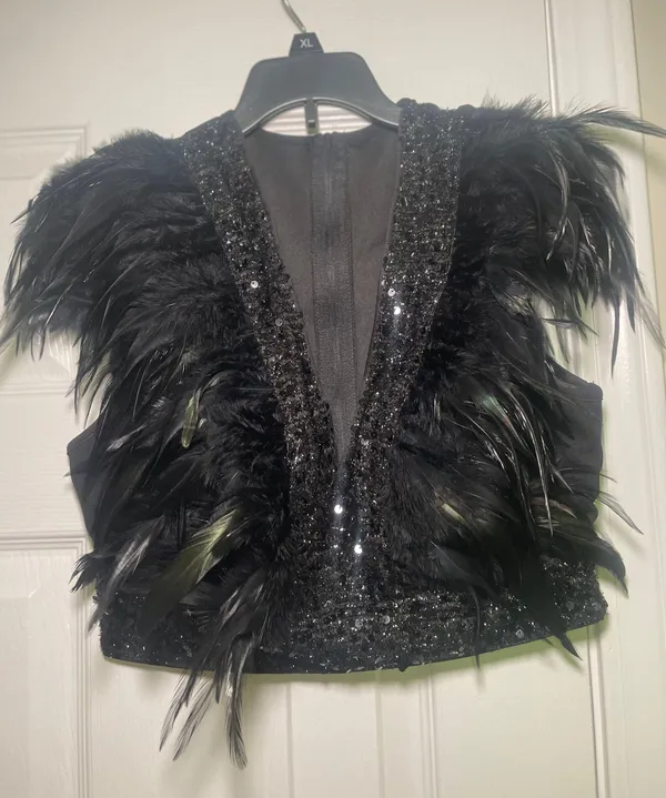Black feather crop top Size M - Image 2
