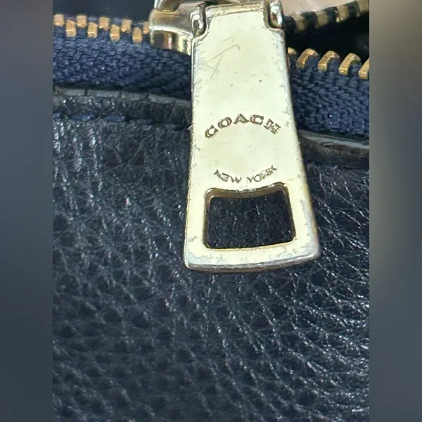 COACH NAVY crossbody small bag Leather. - Image 14