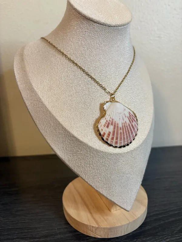 Handmade Gold Seashell Necklace - Image 3