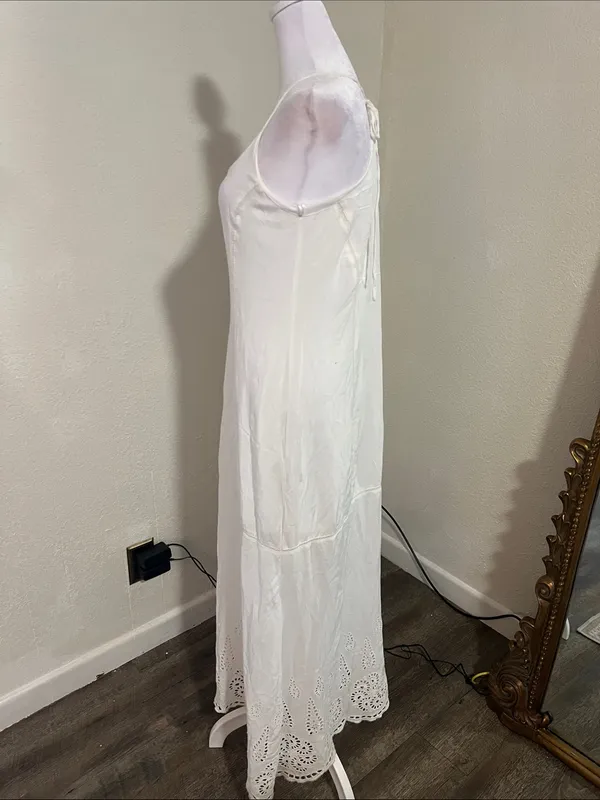 lovestitch White Eyelet Hem Maxi Slip - Image 5