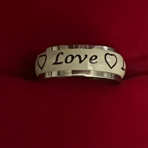 &merci “Love” Heart Design Luminous Glow Stainless Steel Silver 6mm Band Size 6 - Image 2