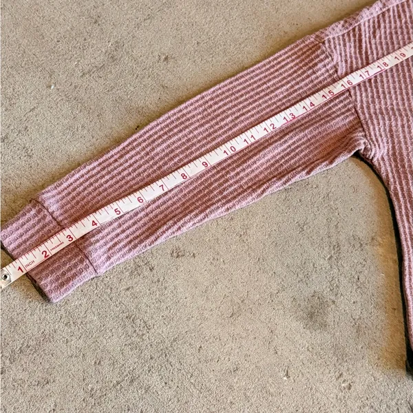 Charlotte Russe Textured Mauve Long Sleeve Top - Image 8