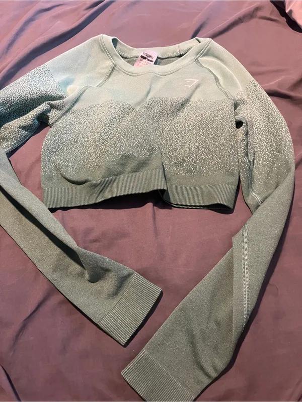 Gymshark Green Ombre Seamless Long Sleeve Crop Top - Image 7