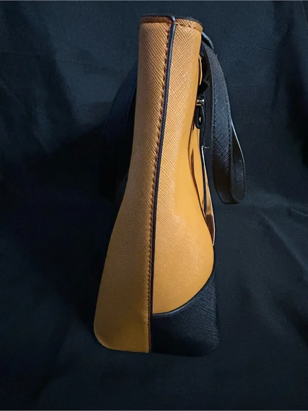 Amy Miller Women’s Two-Tone Orange & Black Tote Bag Purse NWT - Image 11