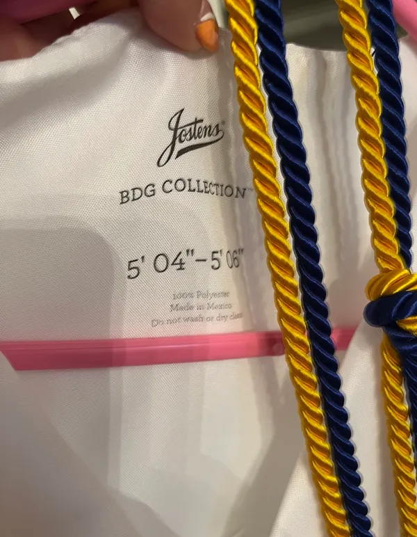 Jostens Graduation Gown With Chords White - Image 2