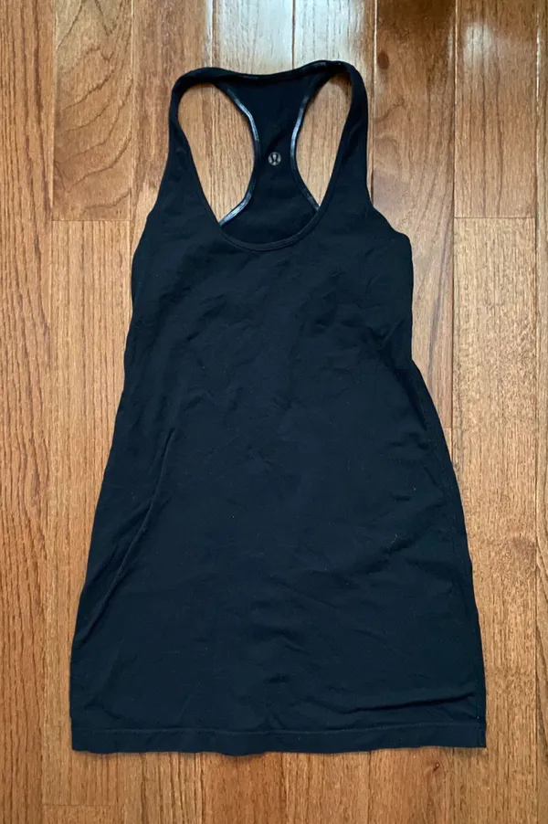 Lululemon black racer back yoga tank top - Image 3